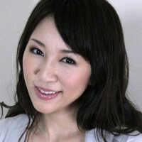 華山美玲