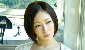 月城ありさ