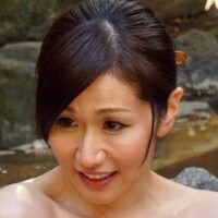 白石すみれ