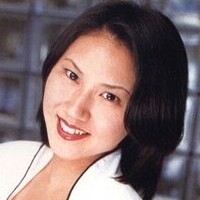 白崎めぐみ