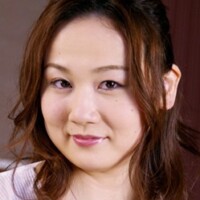 江咲まりな