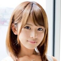 比奈みゆ