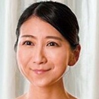 草刈美緒