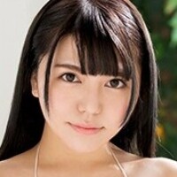 月野セリナ