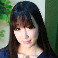 美波あみな