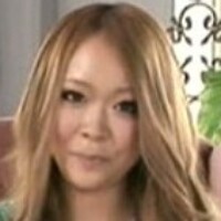 女前美々