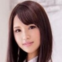 冴木りつ