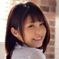 百合なぎさ