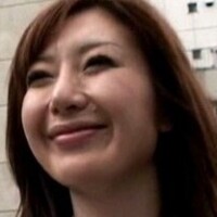 青山エレナ