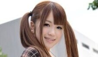 小林莉央奈