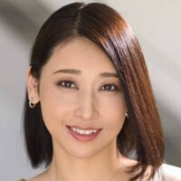 白峰郁美