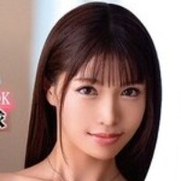 新山麻由美