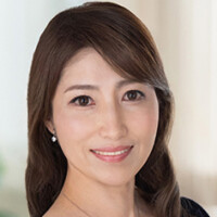 白石芽衣子