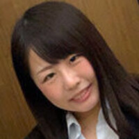 咲野まゆ