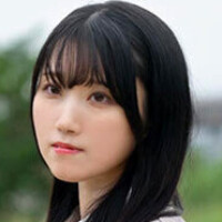 白咲璃音