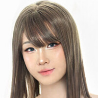 波川あゆ