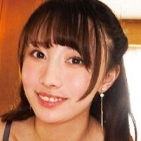 高嶺エマ